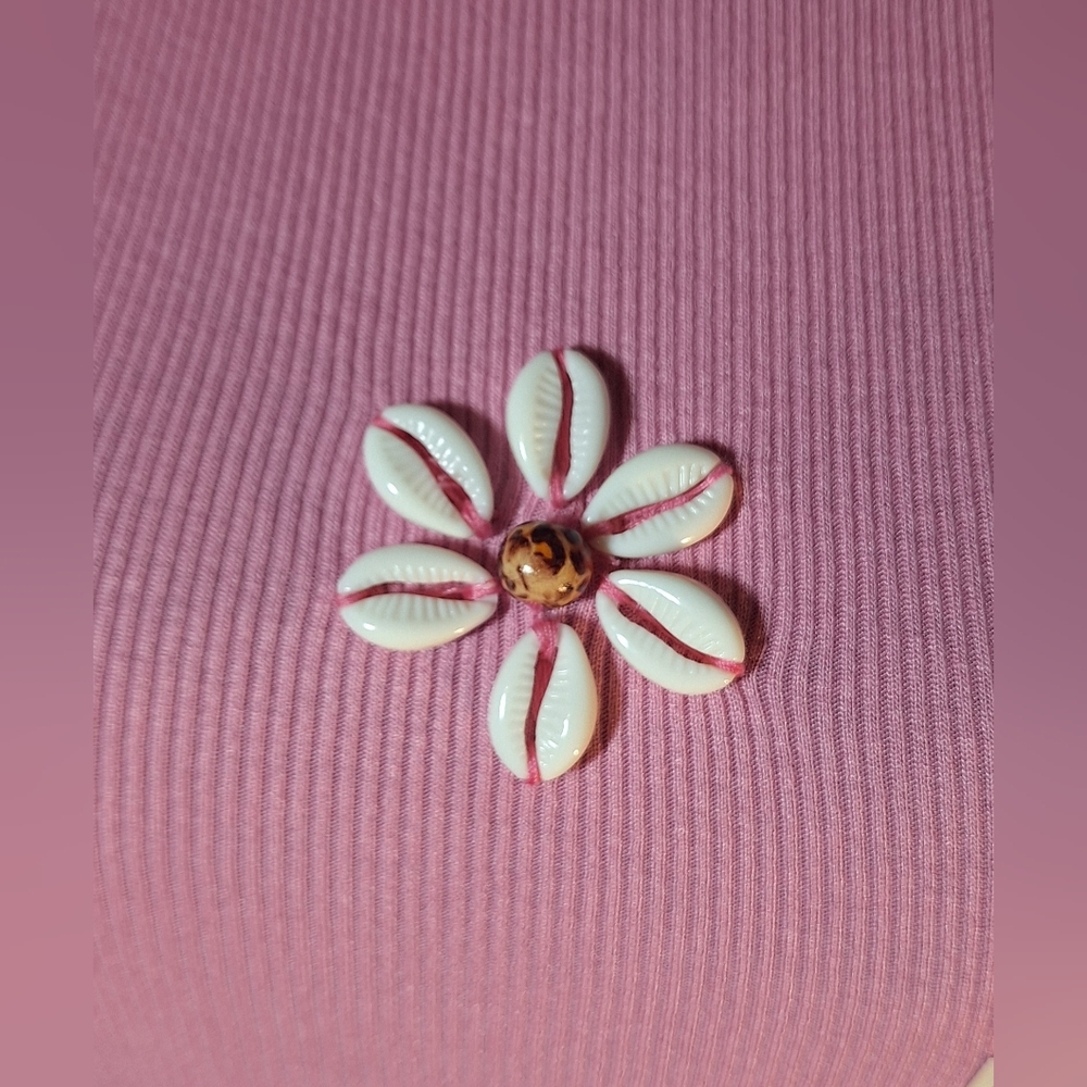 WILD FABLE Pink Ribbed Tank Top with Shell Detail - Picture 5 of 9